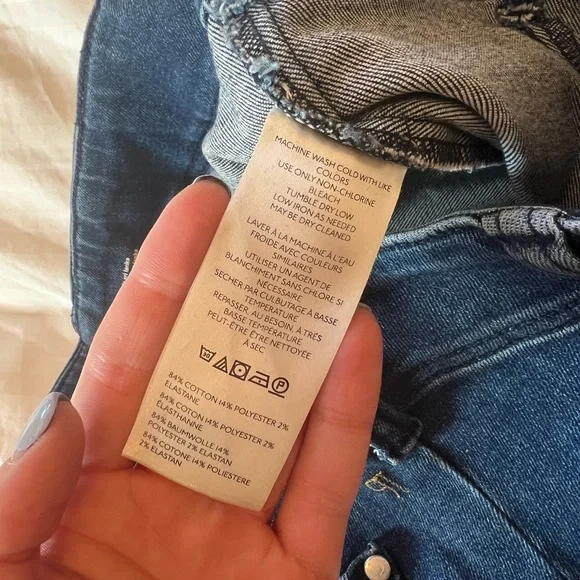 Pilcro Slim 70s High-Rise Crop Flare Jeans - Picture 11 of 12